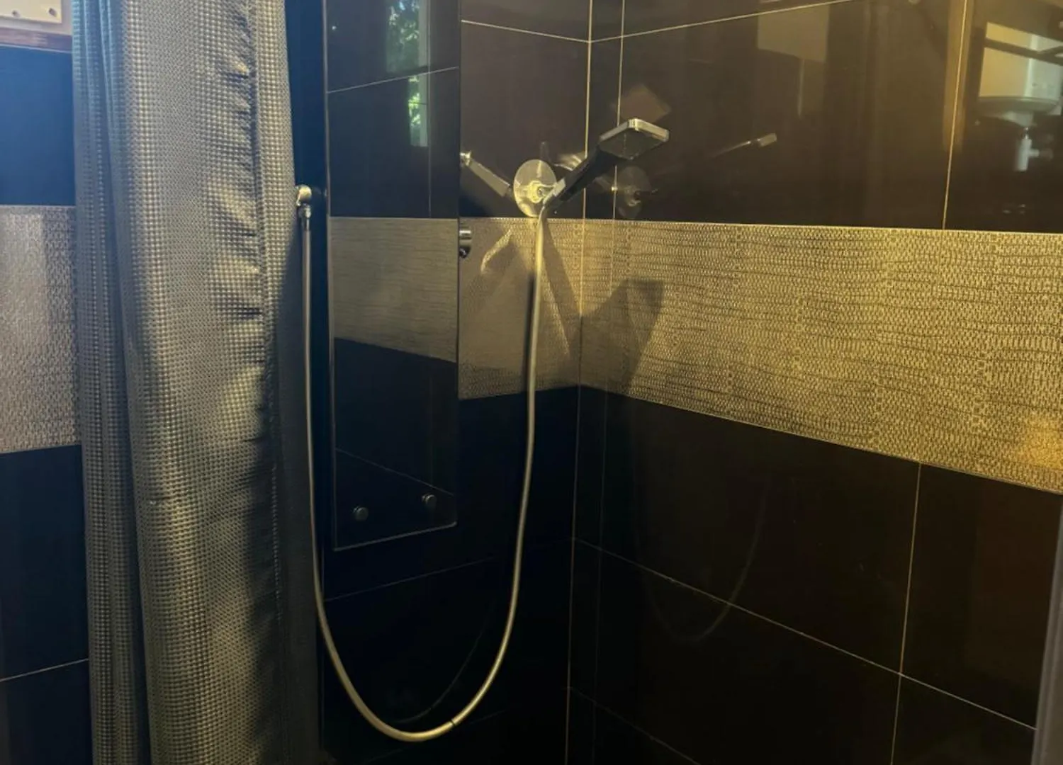 Love Room Villa Rhona Avec Jacuzzi Caderousse 0*,